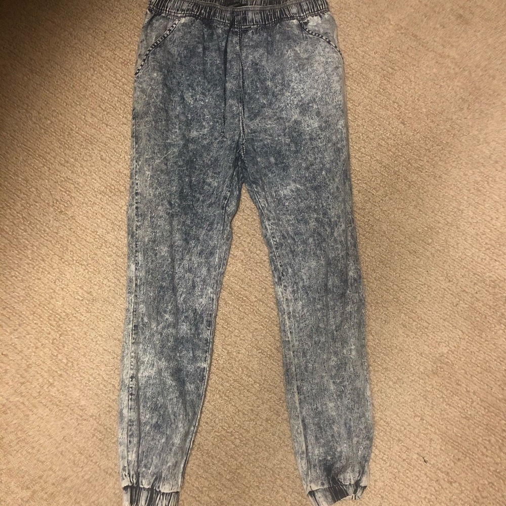 Forever 21 joggers
